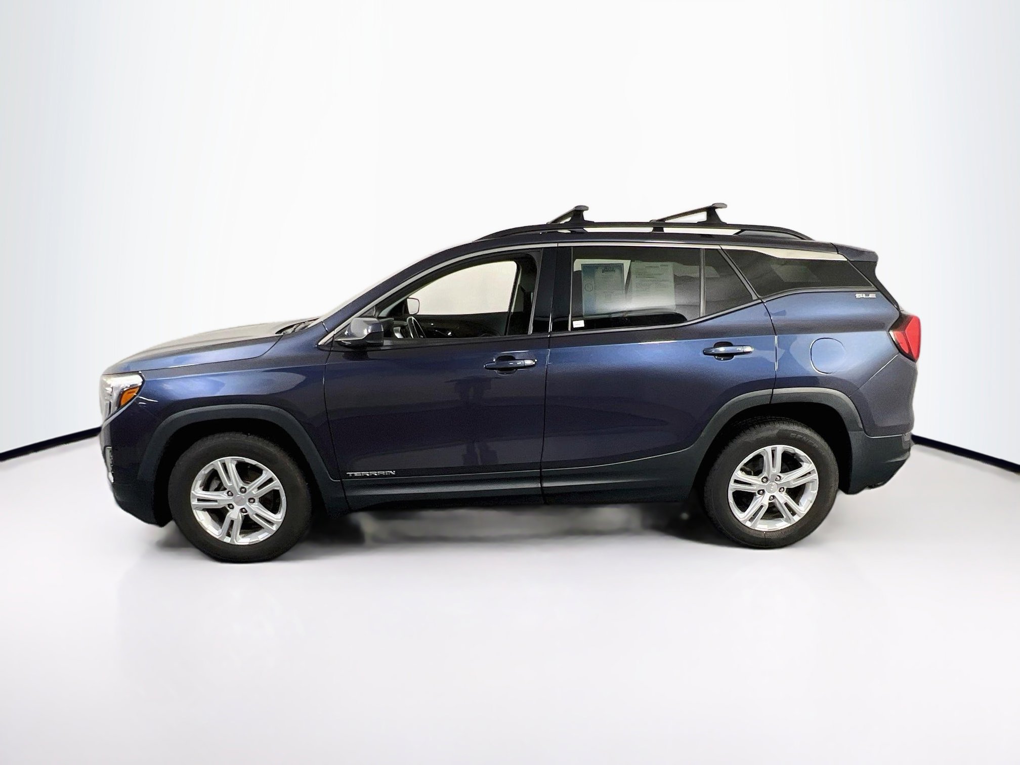 Used 2019 GMC Terrain SLE w/ Driver Convenience Package AWD/4WD image 8