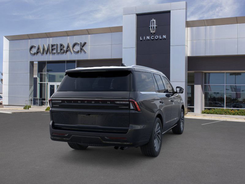 New 2026 Lincoln Navigator Reserve image 8