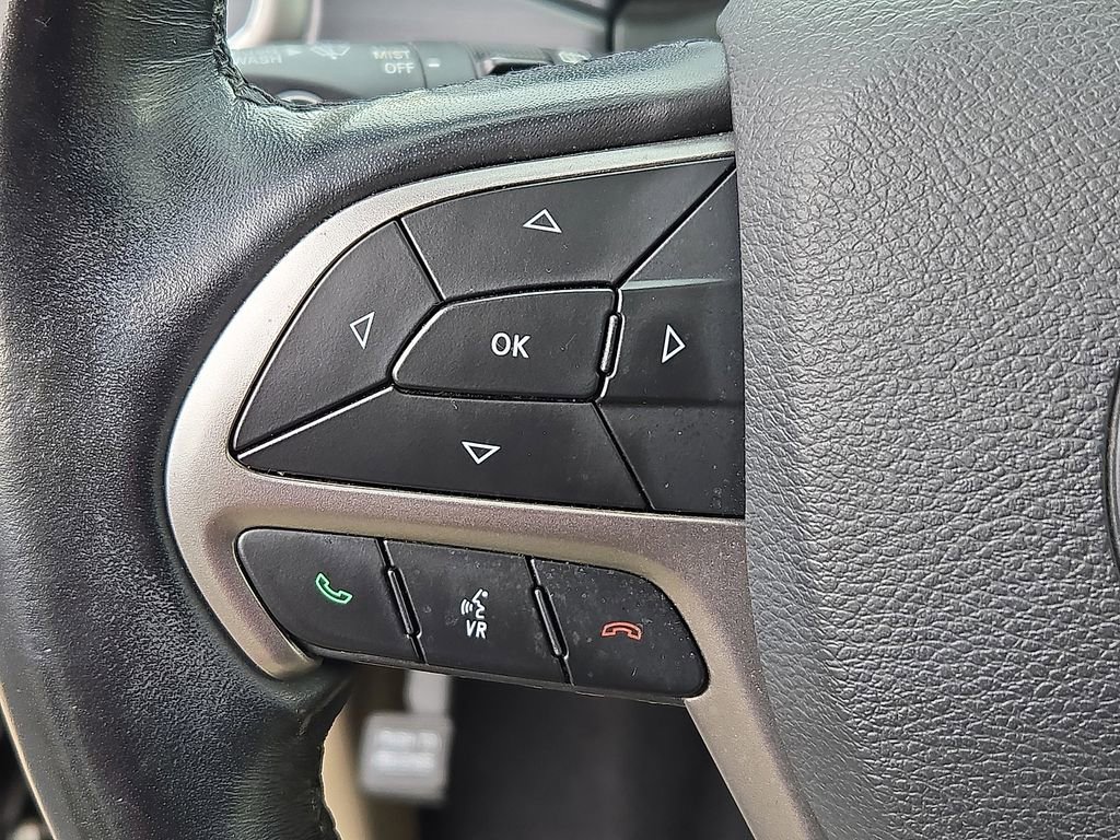 Used 2020 Jeep Grand Cherokee Limited w/ Luxury Group II image 22