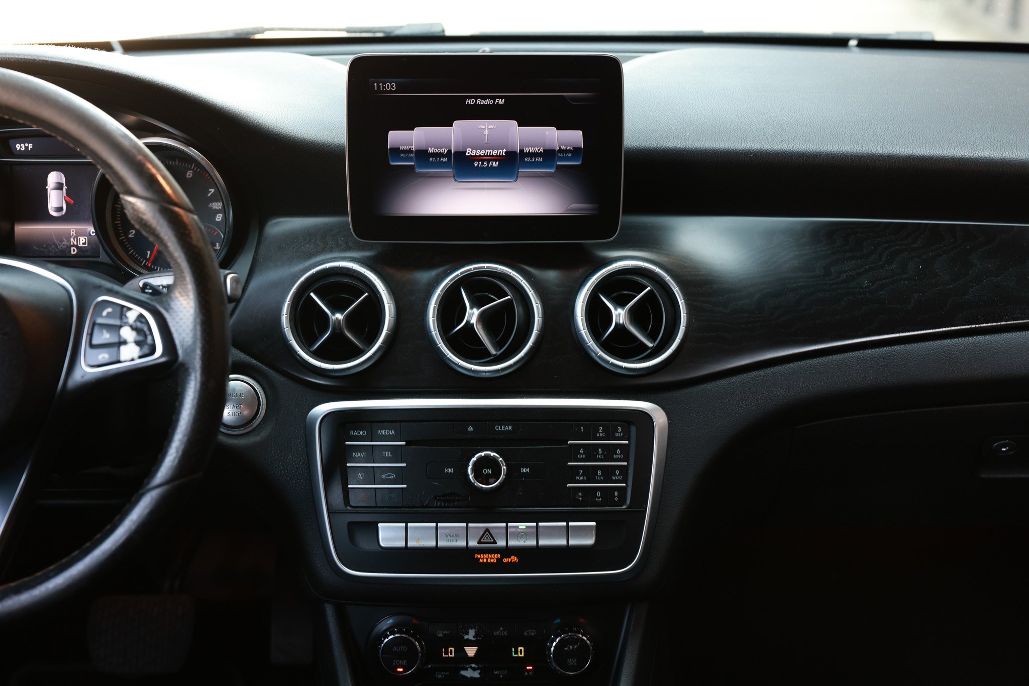 Used 2018 Mercedes-Benz CLA 250 w/ AMG Line Exterior image 40