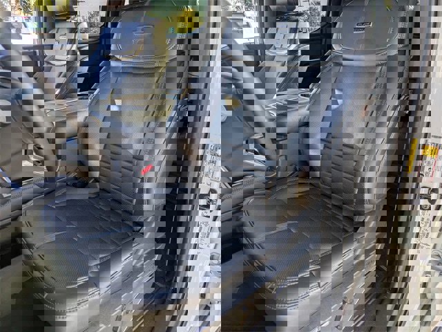 Used 2025 Ford F250 Platinum w/ FX4 Off-Road Package image 16