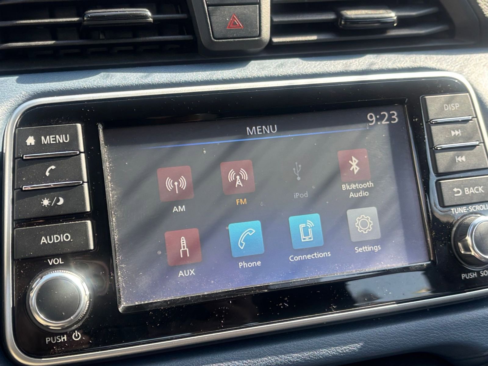 Used 2025 Nissan Versa SV image 20