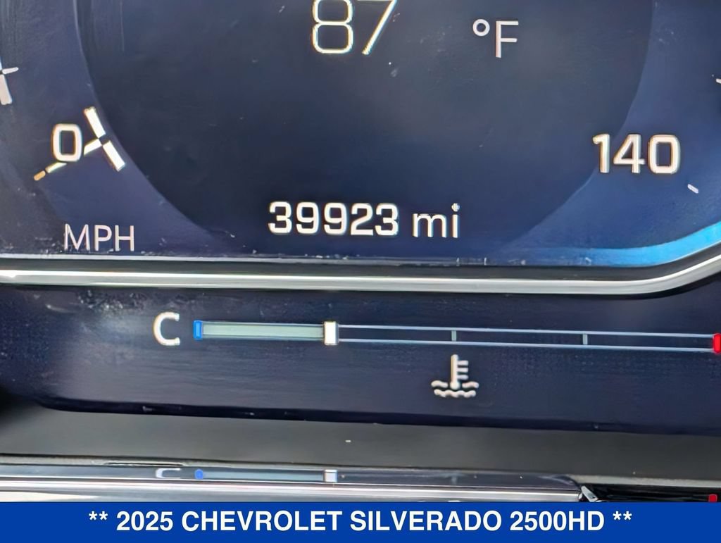 Used 2025 Chevrolet Silverado 2500 High Country w/ High Country Premium Package AWD/4WD image 21