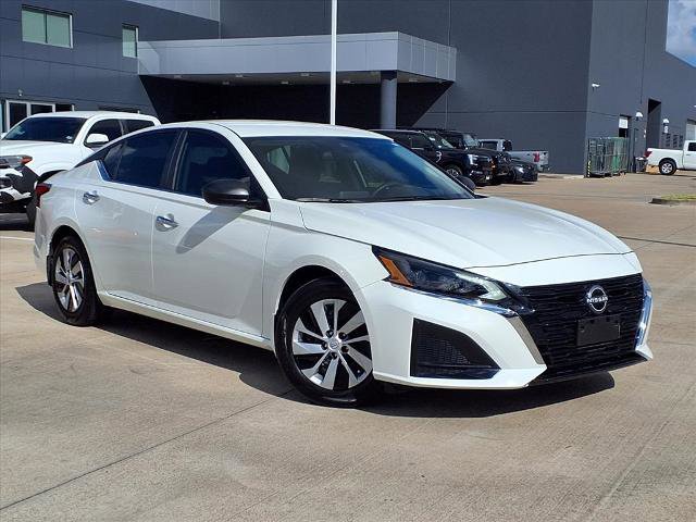 Certified 2025 Nissan Altima 2.5 S