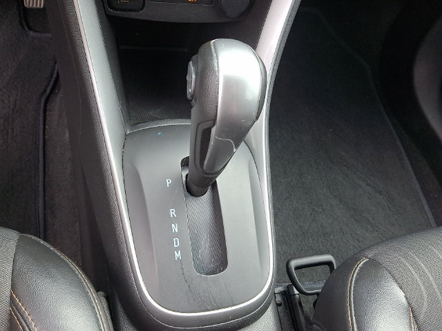 Used 2019 Chevrolet Trax LT w/ LT Convenience Package AWD/4WD image 12