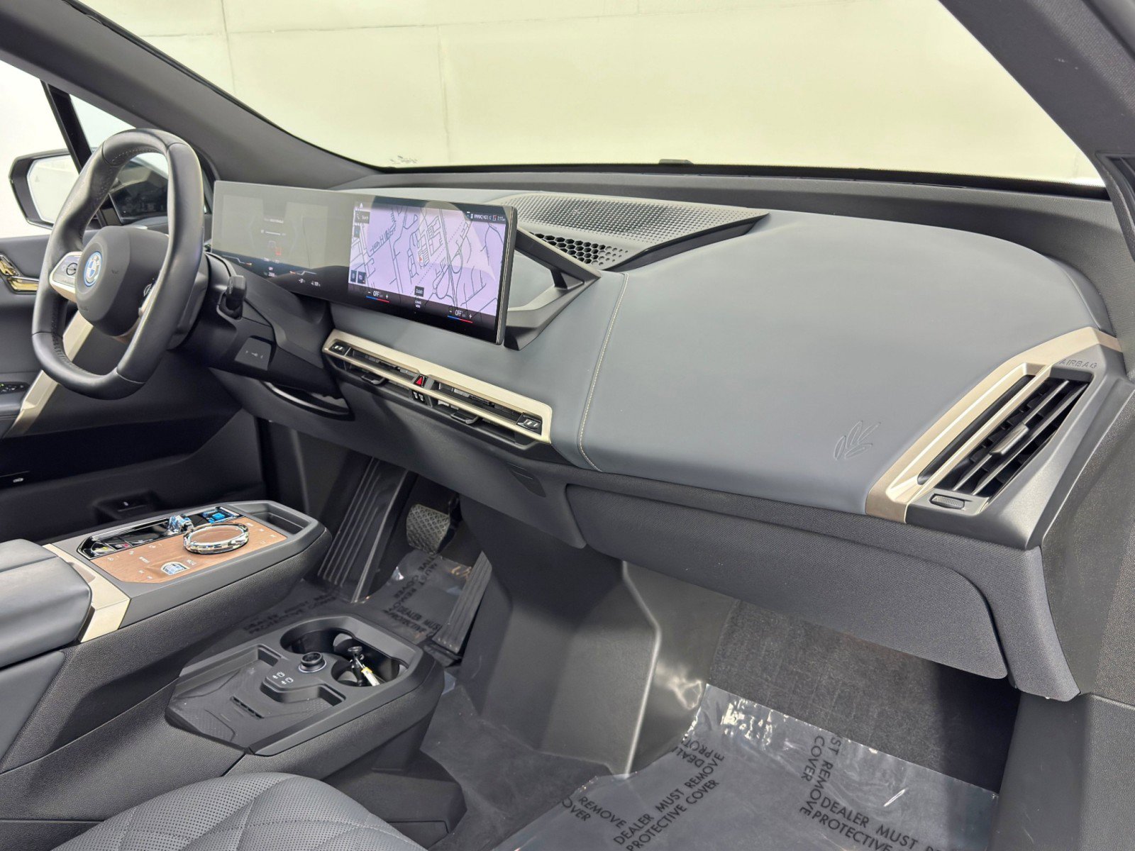 Used 2023 BMW iX M60 w/ Executive Package image 14