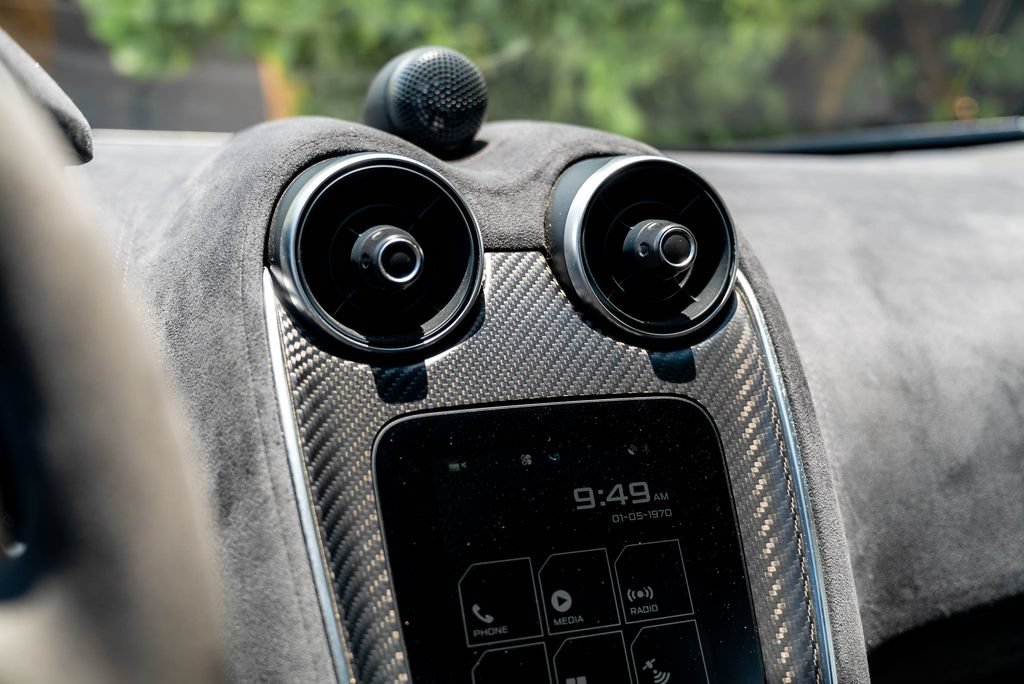 Used 2019 McLaren 600LT RWD image 68