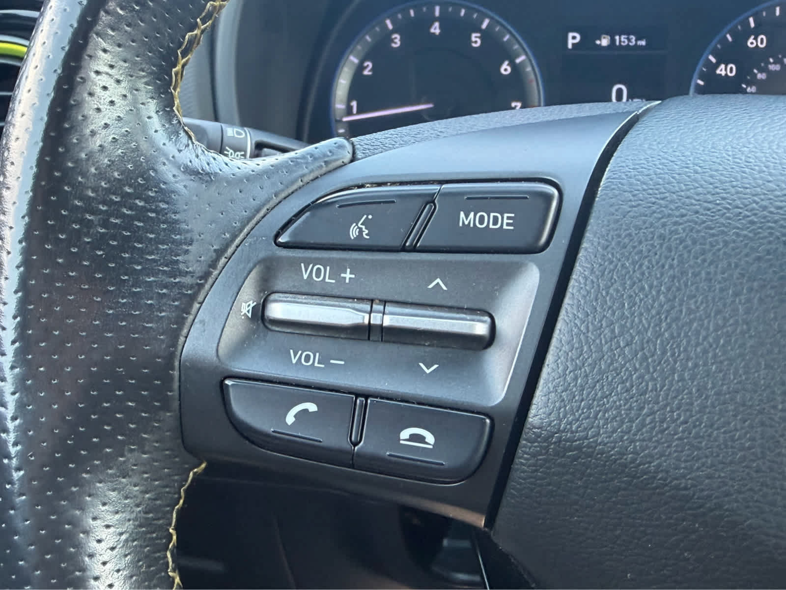Used 2018 Hyundai Kona Limited AWD/4WD image 11