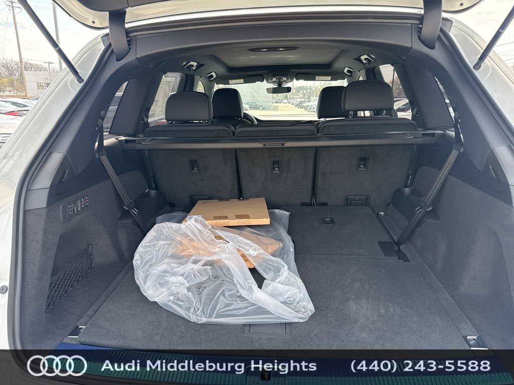 New 2026 Audi Q7 3.0T Premium Plus AWD/4WD image 21