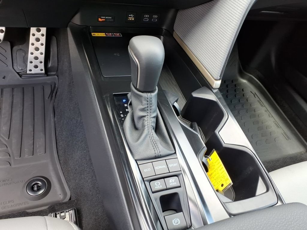 Used 2026 Toyota Camry SE w/ Convenience Package FWD image 26