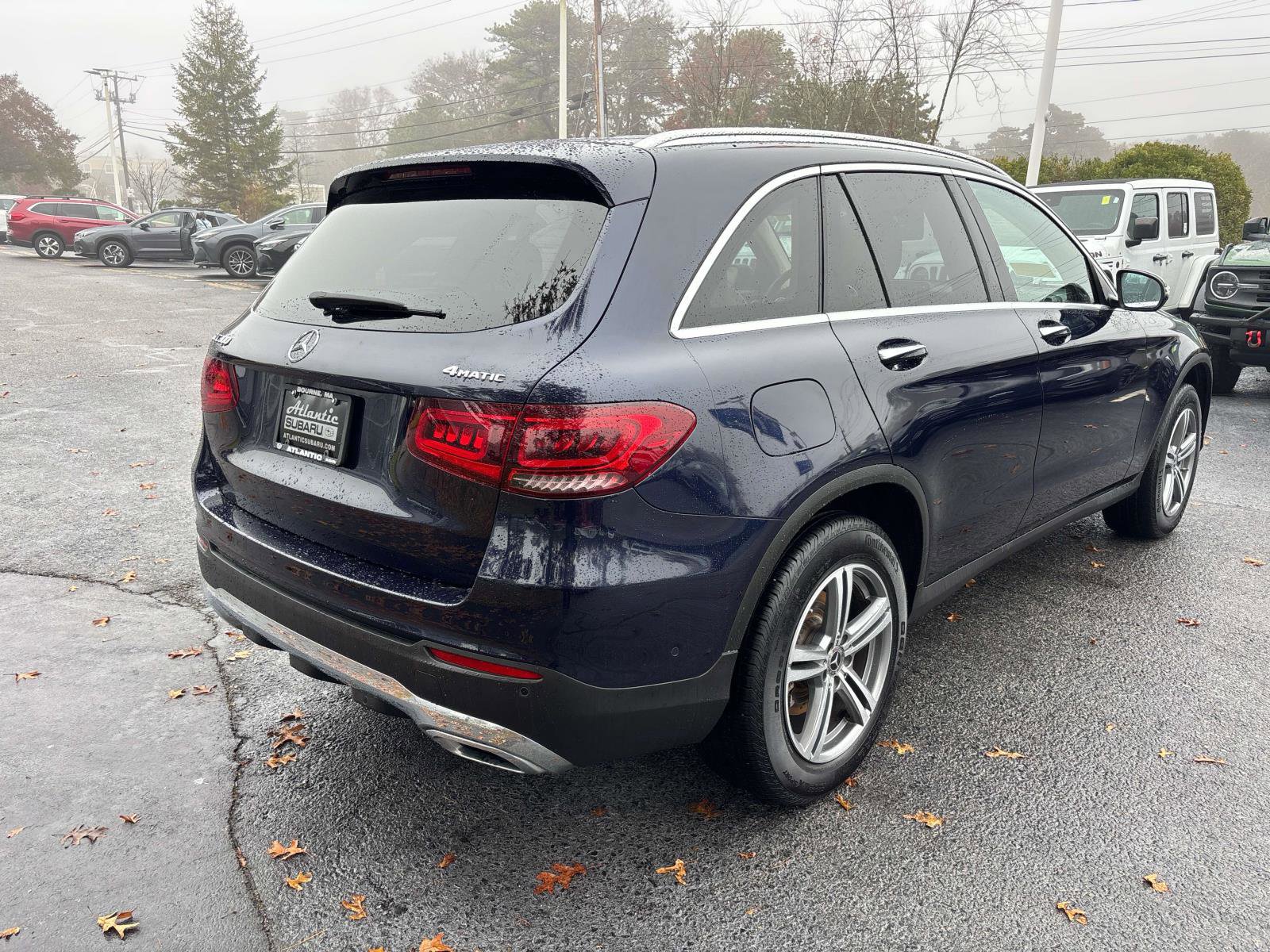 Used 2021 Mercedes-Benz GLC 300 4MATIC image 3