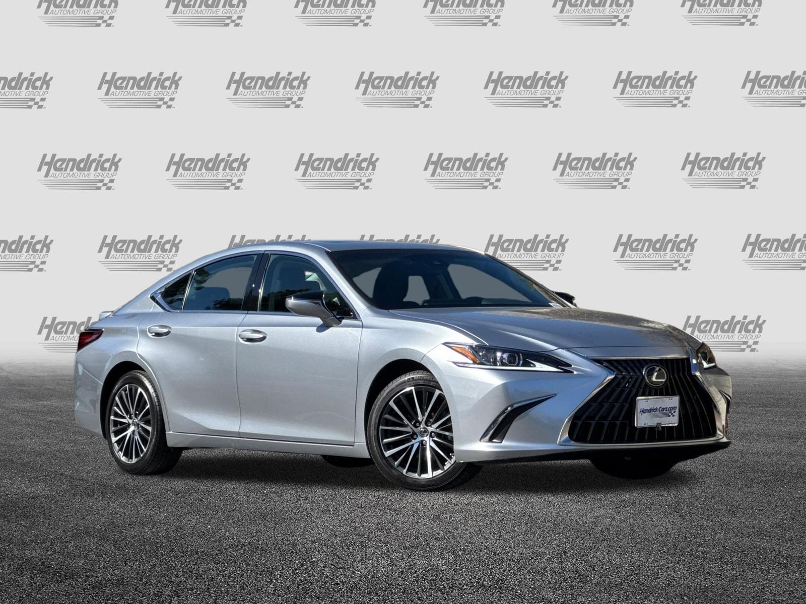 Certified 2024 Lexus ES 300h w/ Premium Package FWD image 2