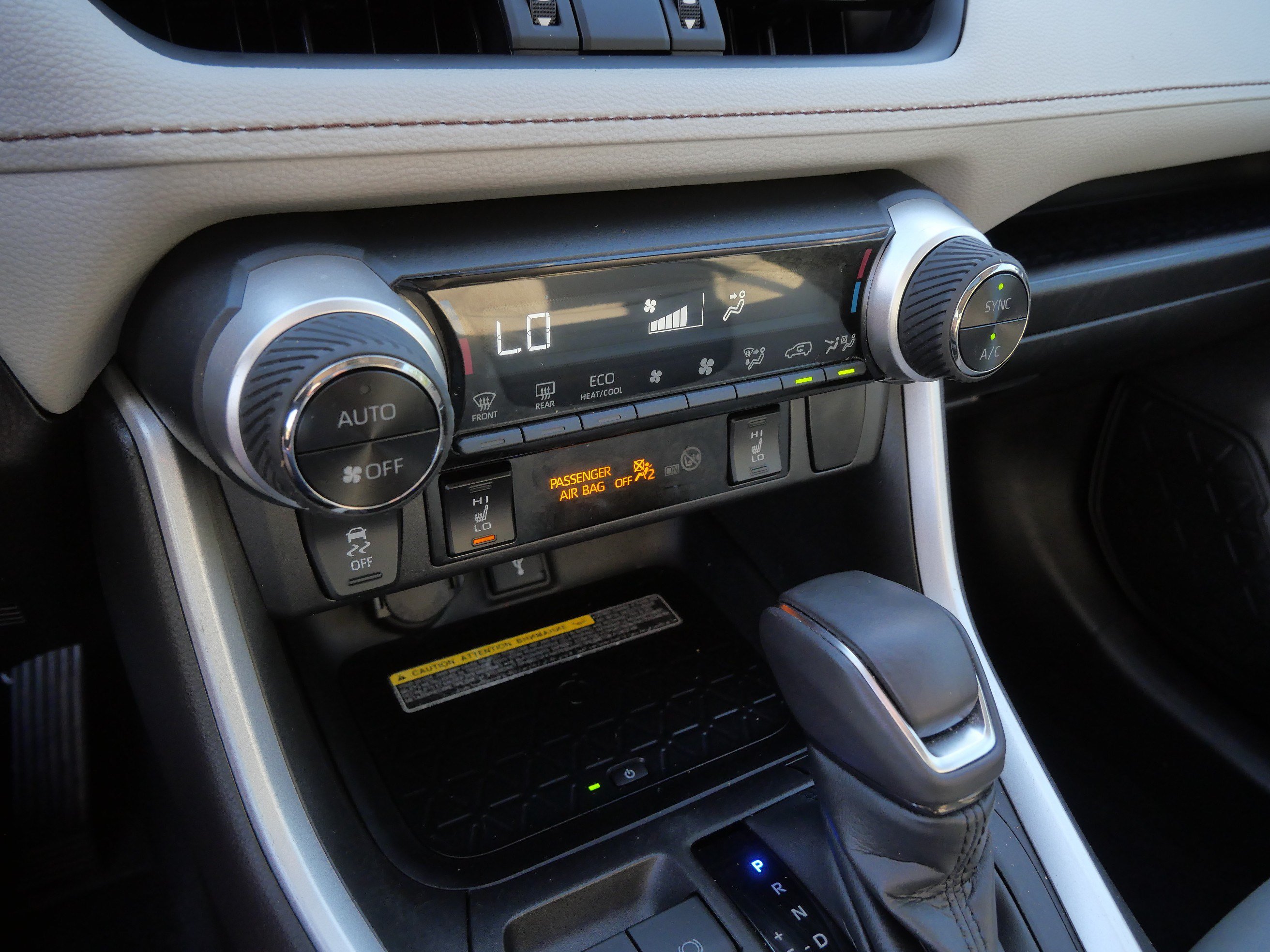 Certified 2021 Toyota RAV4 XLE Premium AWD/4WD image 24