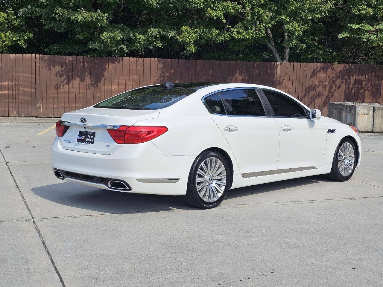 Used 2015 Kia K900 Premium RWD image 19