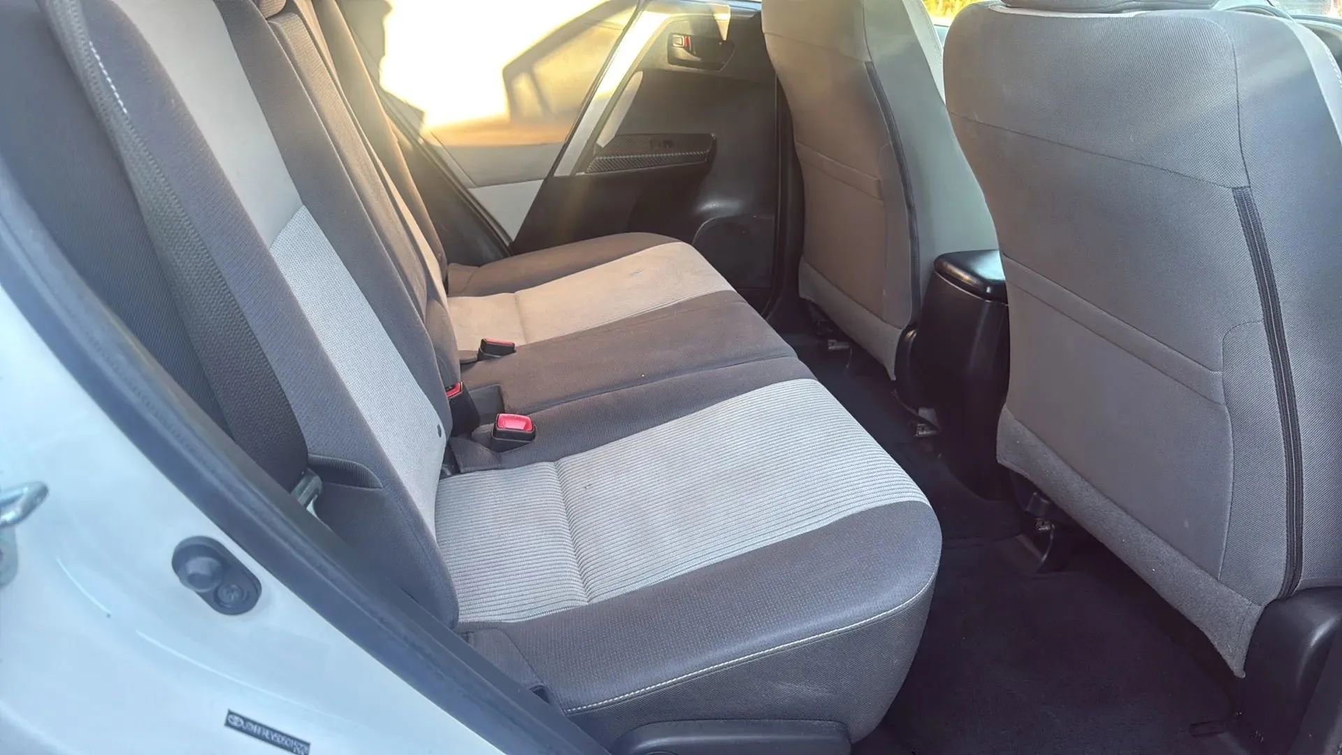 Used 2013 Toyota RAV4 XLE AWD/4WD image 24