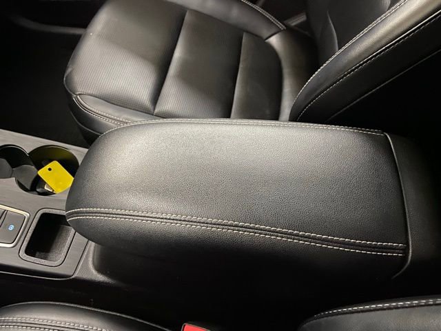 Used 2024 Ford Escape Platinum AWD/4WD image 53
