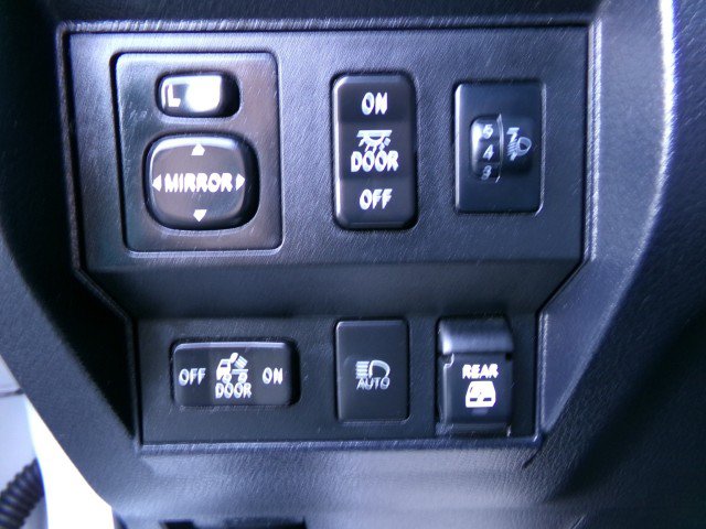 Used 2020 Toyota Tundra SR5 AWD/4WD image 24