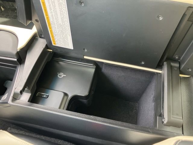 Used 2022 Lexus ES 350 Ultra Luxury w/ Accessory Package 2 image 15