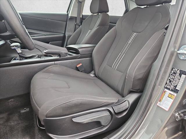Used 2024 Hyundai Elantra SEL FWD image 15