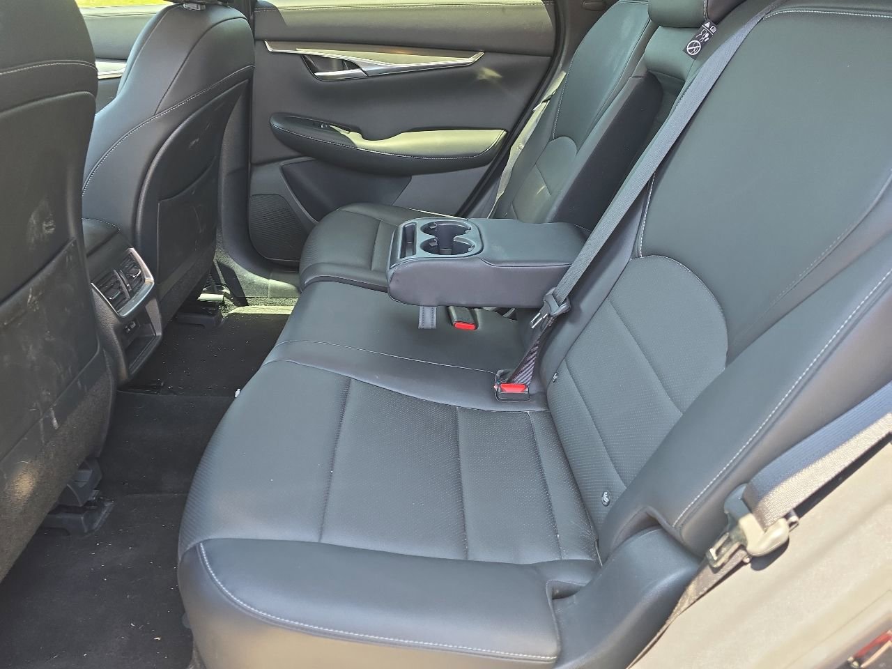 Certified 2024 INFINITI QX50 Luxe w/ Accent Package AWD/4WD image 13