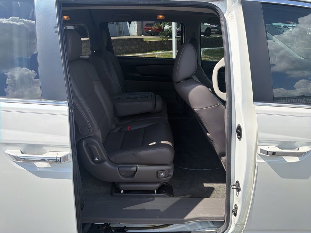 Used 2016 Honda Odyssey EX-L image 31