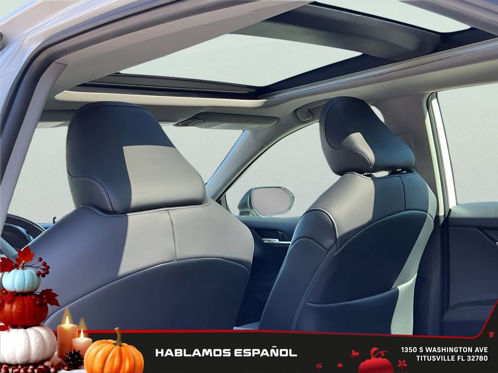 Used 2021 Toyota Camry XSE image 29