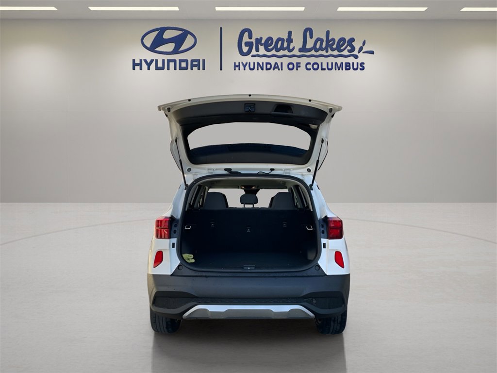 Used 2023 Kia Seltos LX image 11