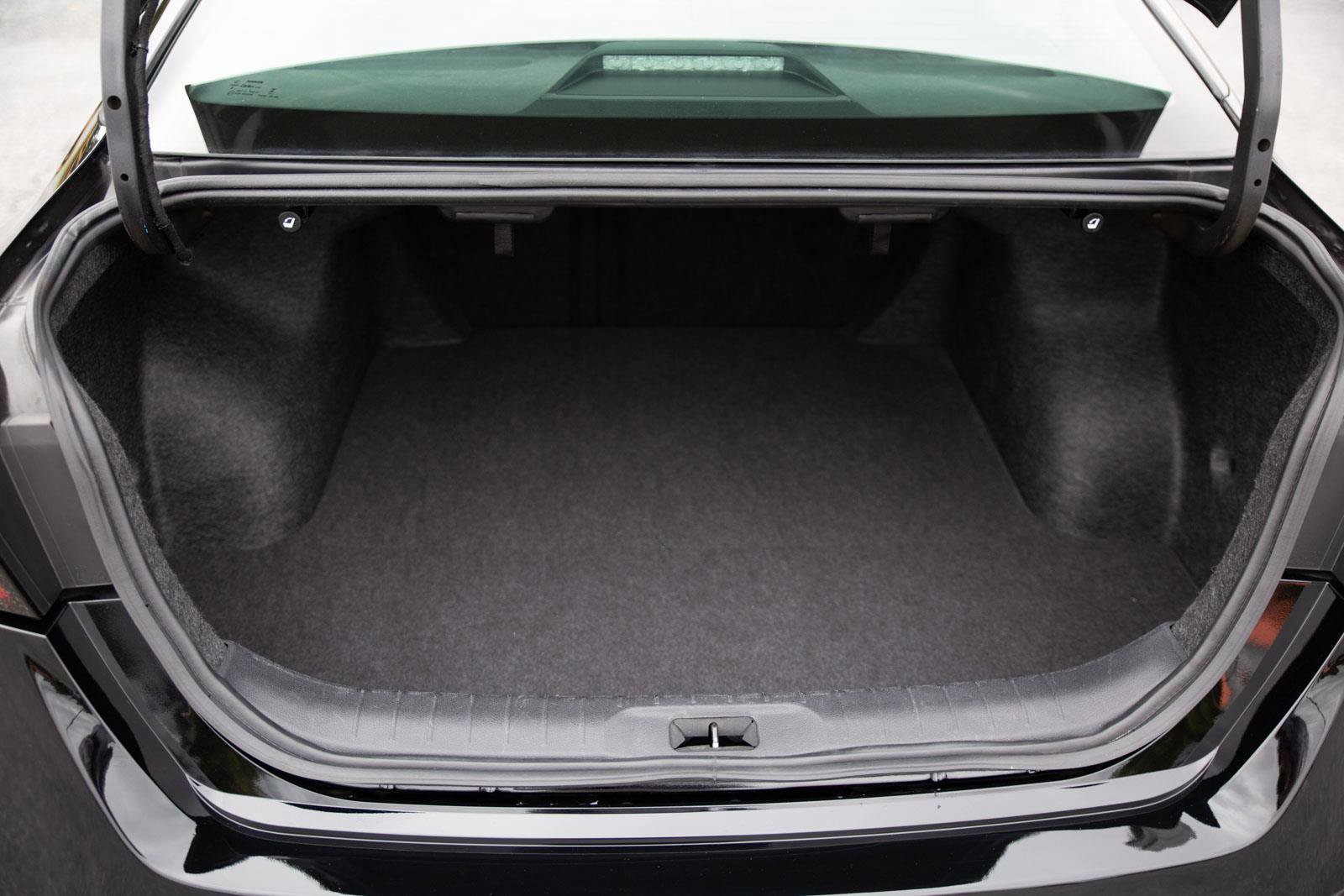 Used 2024 Nissan Altima 2.5 SV image 23