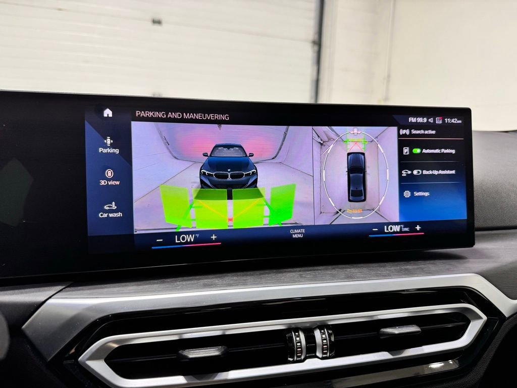 Used 2023 BMW 330i xDrive Sedan w/ Premium Package image 32