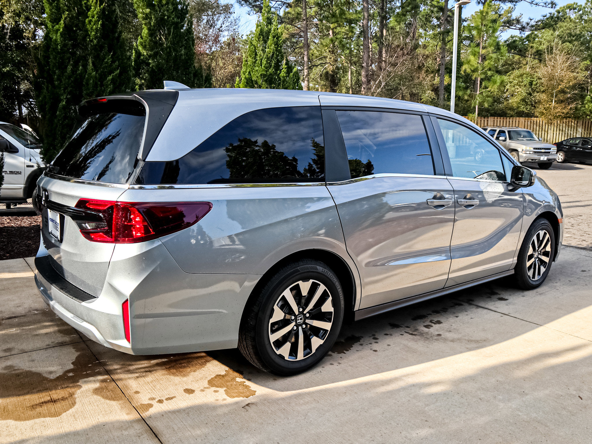 Used 2026 Honda Odyssey EX-L image 11