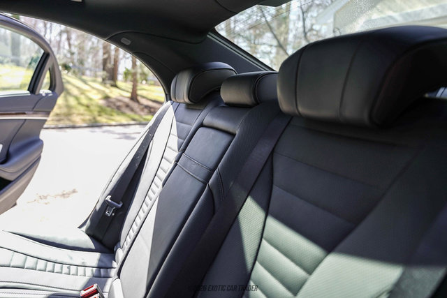 Used 2020 Mercedes-Benz S 560 4MATIC Sedan image 33