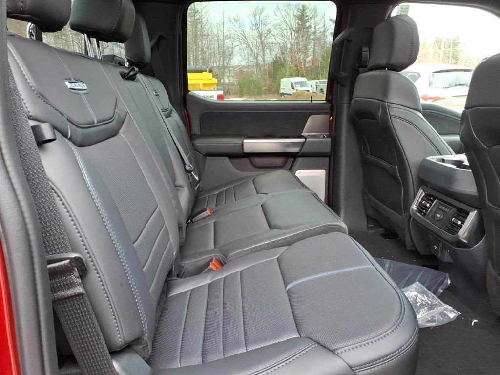New 2026 Ford F350 Platinum w/ FX4 Off-Road Package image 16