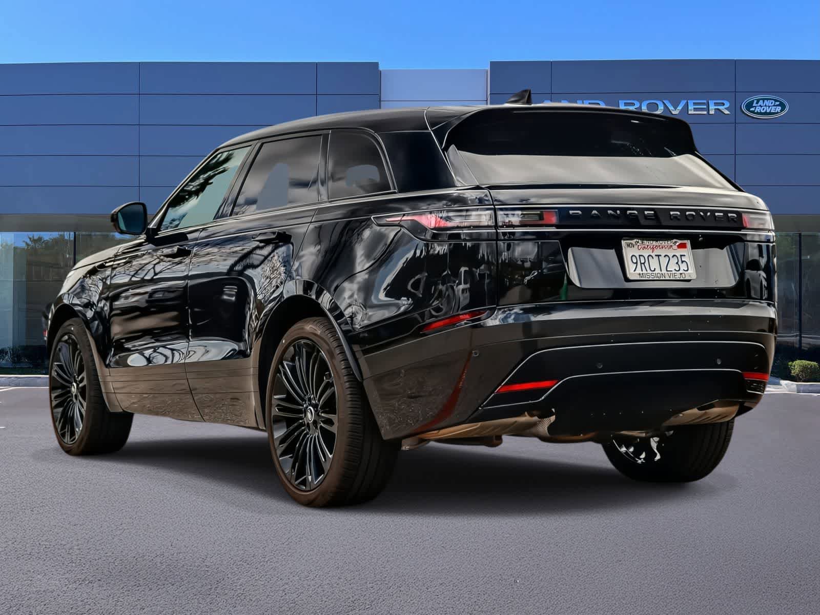 Used 2025 Land Rover Range Rover Velar Dynamic SE AWD/4WD image 6