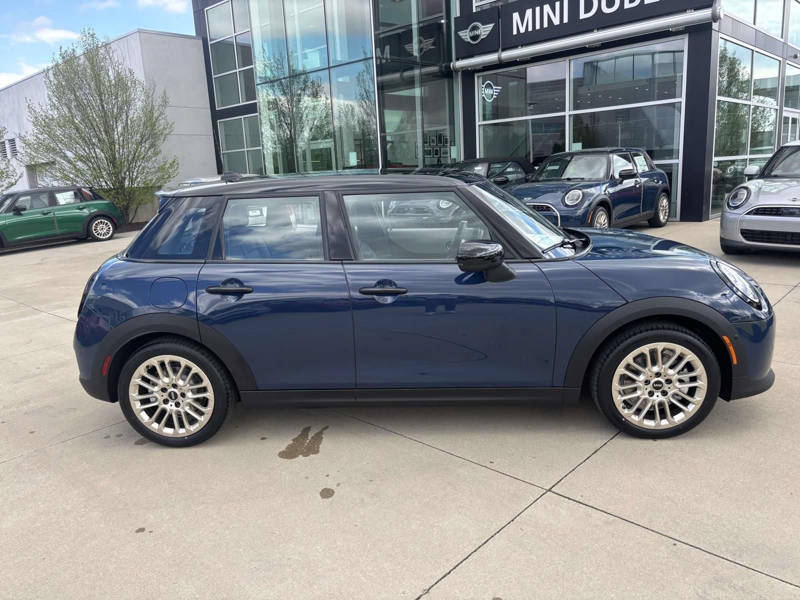 New 2026 MINI Cooper S FWD image 4