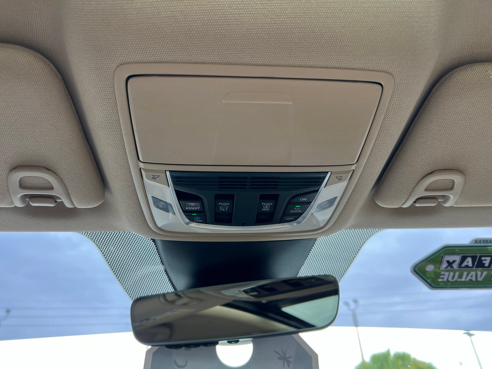 Used 2023 Acura MDX SH-AWD image 38
