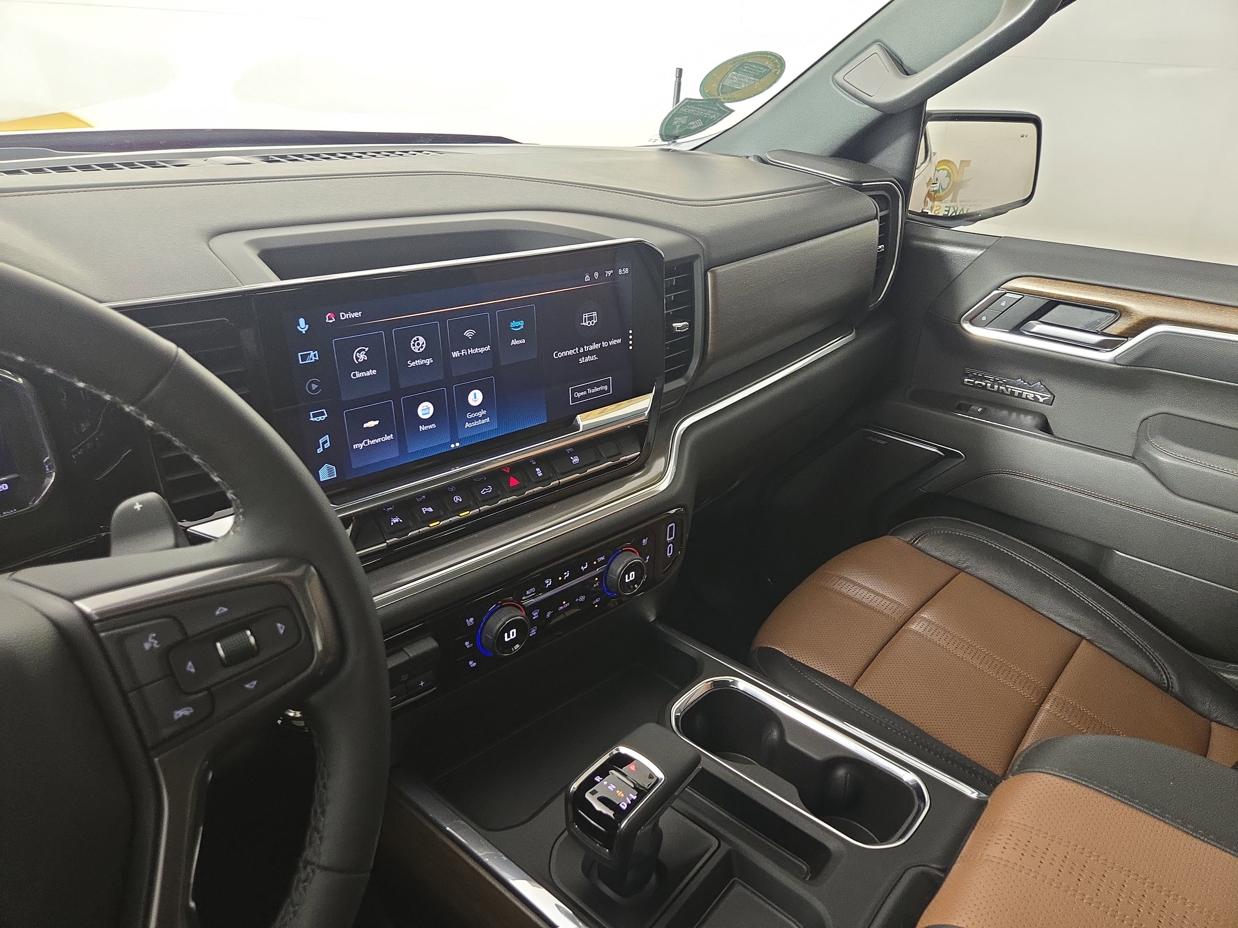 Certified 2025 Chevrolet Silverado 1500 High Country w/ Technology Package AWD/4WD image 24