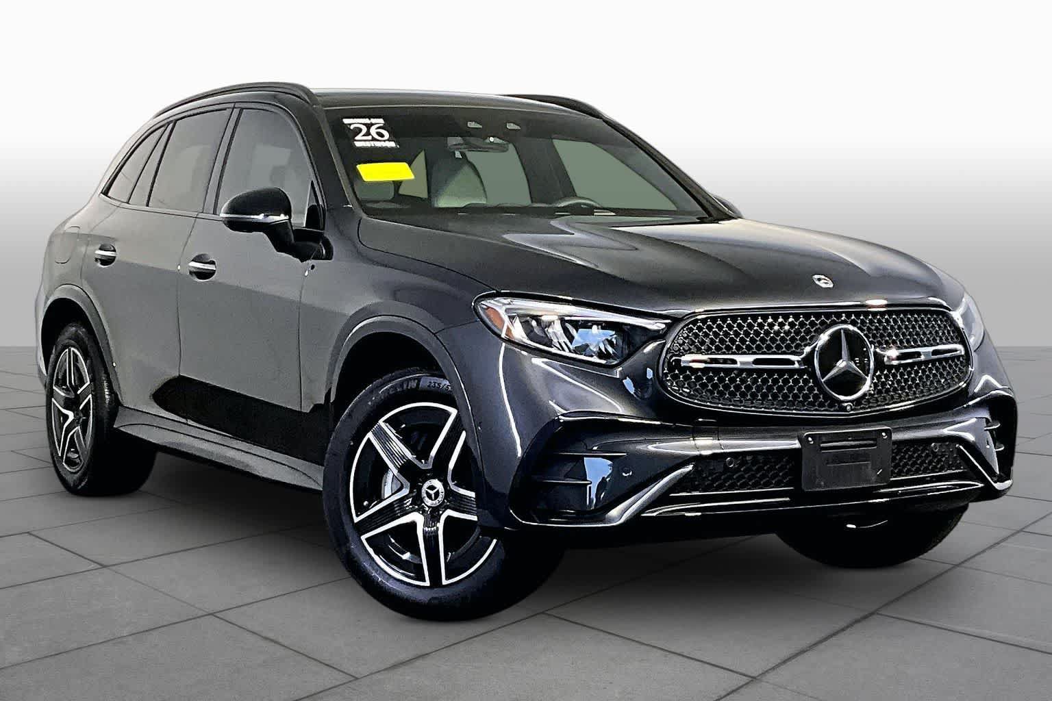 Used 2026 Mercedes-Benz GLC 300 4MATIC image 3