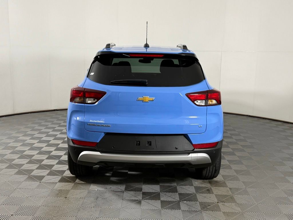 Used 2024 Chevrolet TrailBlazer LT w/ LT Cold Weather Package image 9