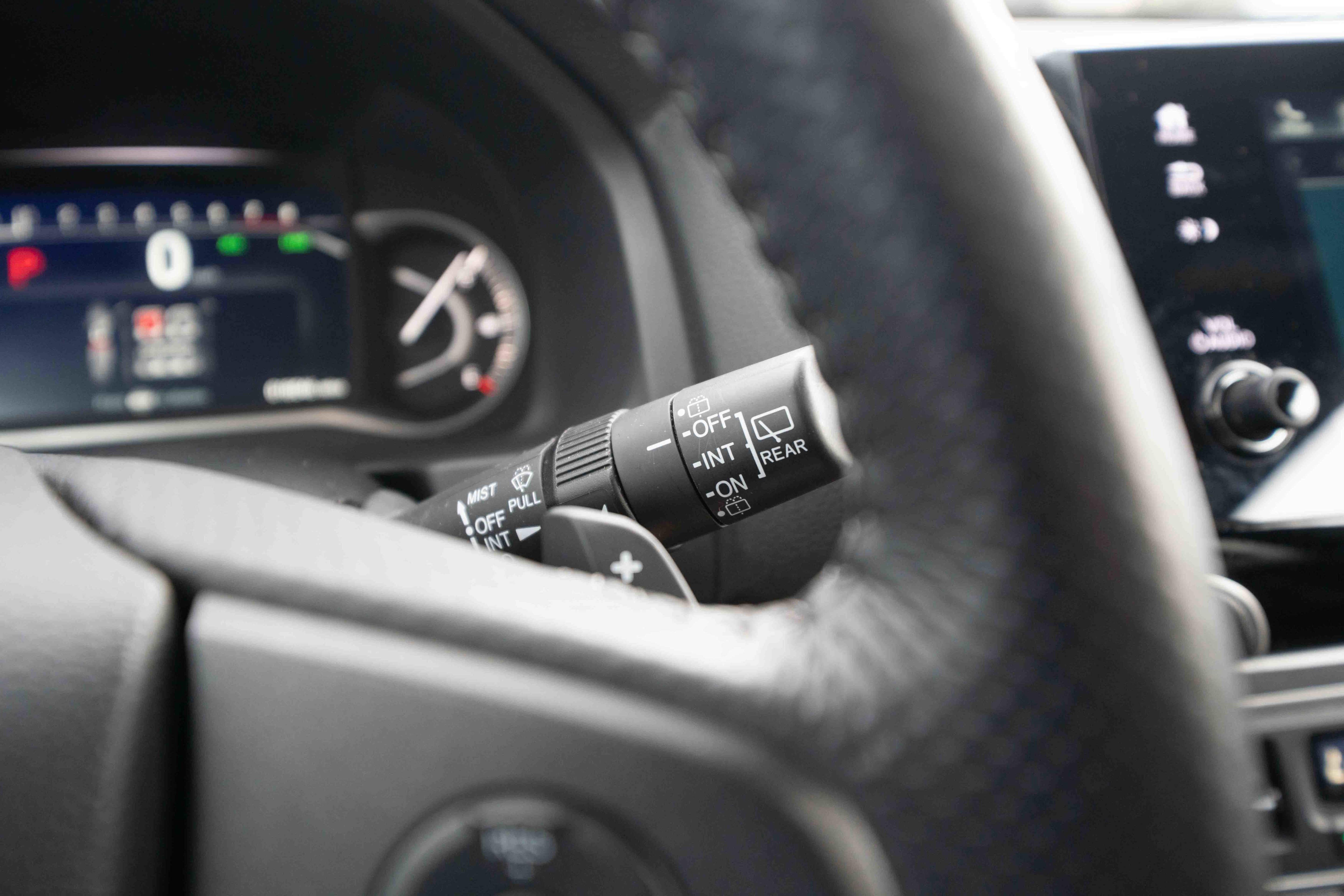 Used 2025 Honda Passport EX-L image 14