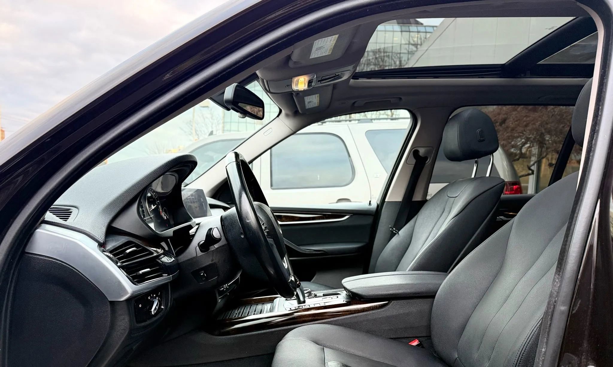 Used 2014 BMW X5 xDrive35i image 10