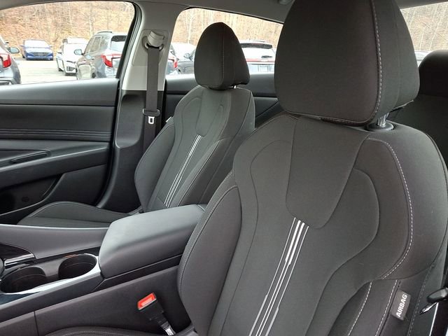 Used 2022 Hyundai Elantra SEL w/ Convenience Package image 14