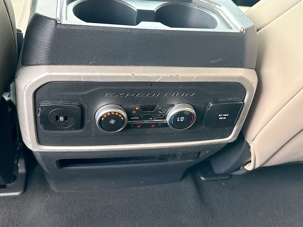 Used 2024 Ford Expedition Limited RWD image 27