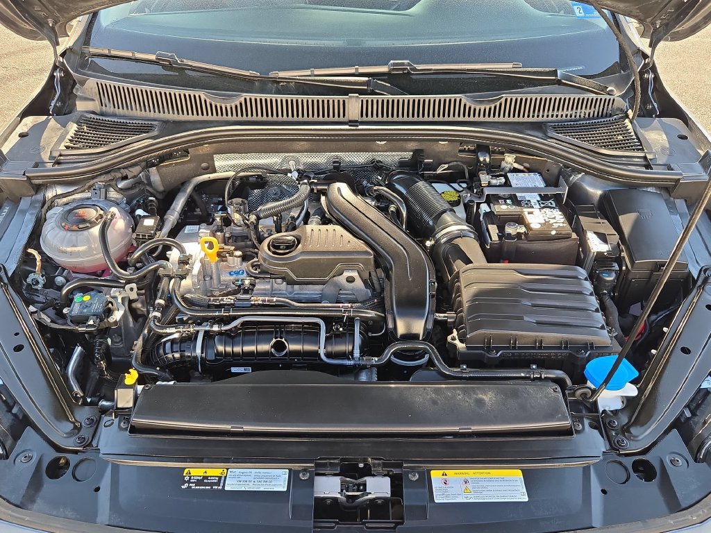 Used 2026 Volkswagen Jetta SE FWD image 36