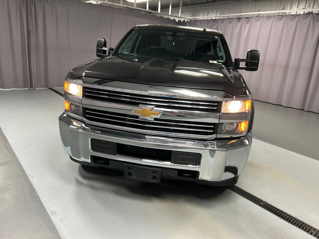 Used 2015 Chevrolet Silverado 2500 LT AWD/4WD image 2