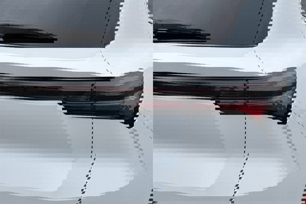 New 2026 Chevrolet Equinox EV LT image 26