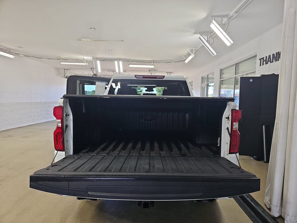 Certified 2024 Chevrolet Silverado 1500 RST AWD/4WD image 15