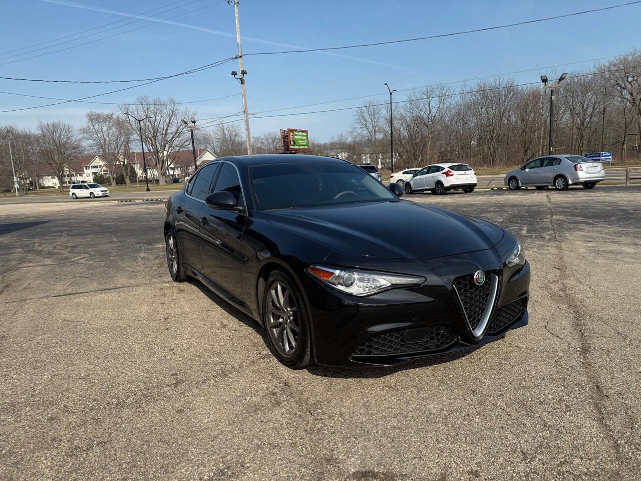 Used 2019 Alfa Romeo Giulia image 4