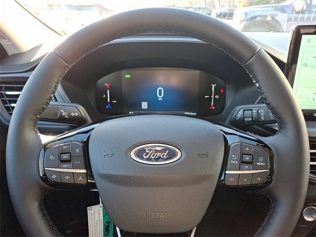 New 2025 Ford Escape SE image 9