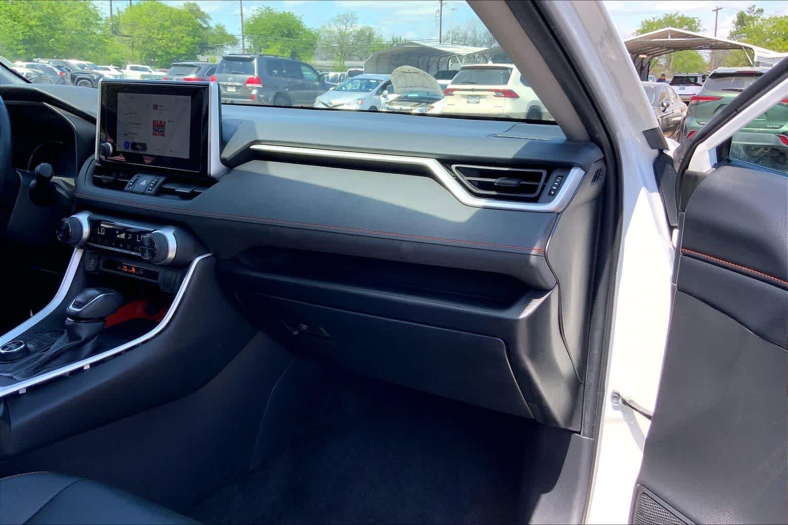 Used 2024 Toyota RAV4 Adventure AWD/4WD image 18