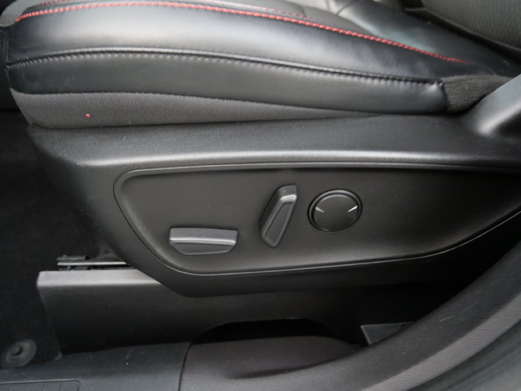 Certified 2023 Ford Escape ST-Line w/ Tech Pack #1 AWD/4WD image 15